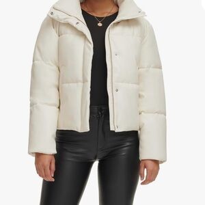 Levi’s Women's Puffer Jacket